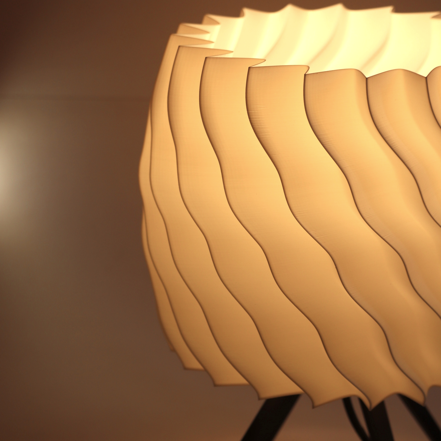 Ripple Bloom Lamp